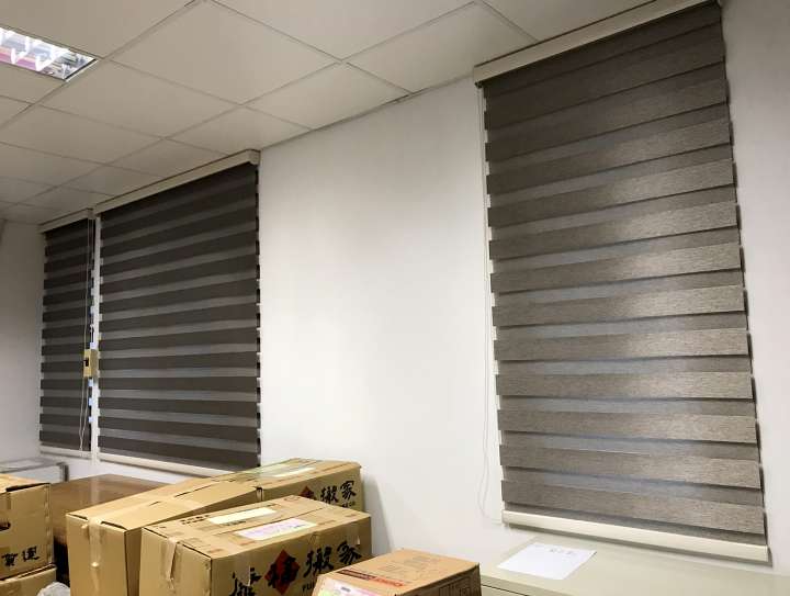 Seda Double Roller Blinds　Silky Sheen Silver Brown Customized／Personalized Blinds & Shades Light Filtering Blinds & Shades Motorized Blinds／Smart Blinds & Shades Light-Regulating Blinds & Shades