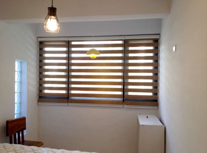 Sima Double Roller Blinds　Plain／Linen Linen Brown Customized／Personalized Blinds & Shades Light Filtering Blinds & Shades Motorized Blinds／Smart Blinds & Shades Light-Regulating Blinds & Shades