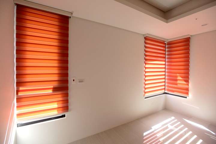 Sima Double Roller Blinds　Plain／Linen Rust Customized／Personalized Blinds & Shades Light Filtering Blinds & Shades Light-Regulating Blinds & Shades Motorized Blinds／Smart Blinds & Shades