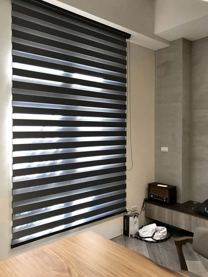 Yoka Double Roller Blinds　Blackout BL2005 Grain Metal Grey Customized／Personalized Blinds & Shades Blackout Blinds & Shades Light-Regulating Blinds & Shades Motorized Blinds／Smart Blinds & Shades