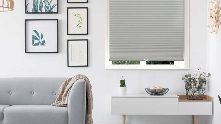 12BOTTLE Honeycomb Shades　Blackout