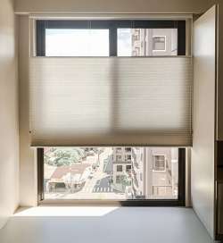 Honeycomb Shades／Cellular Shades - Celaro Honeycomb Shades　Light Filtering