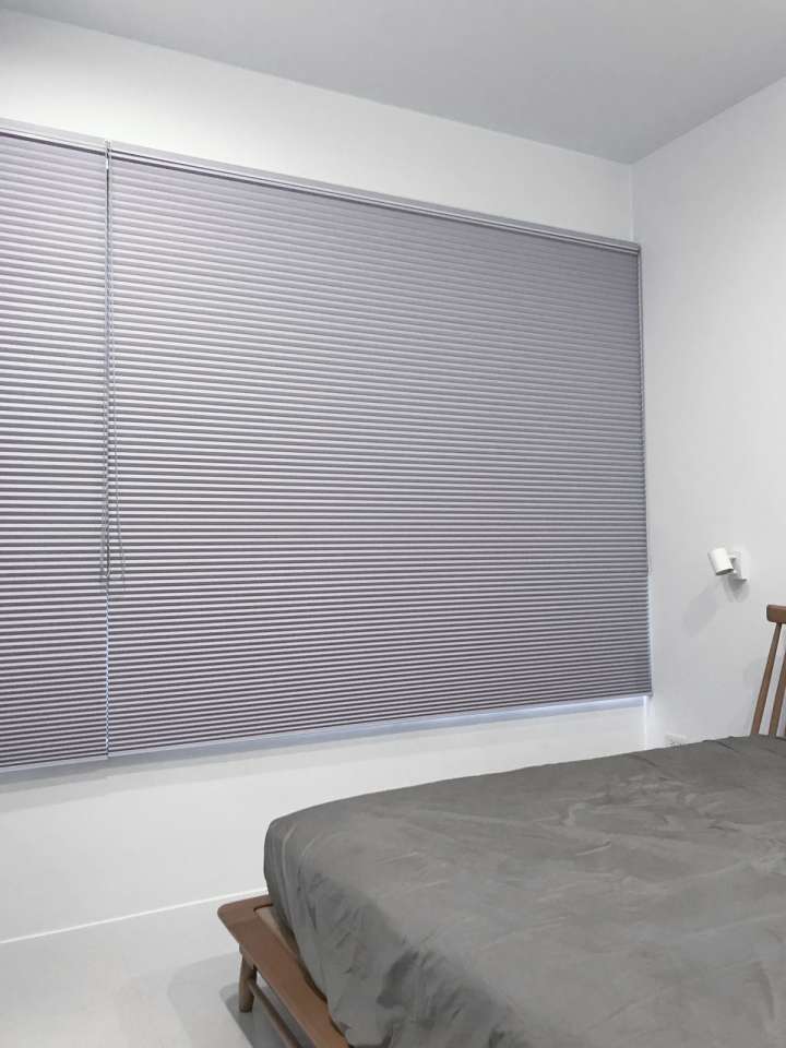 Vali  Honeycomb Shades　Blackout Gray Ridge Heat Insulation Blinds & Shades Child Safety／Cordless Blinds & Shades Blackout Blinds & Shades Motorized Blinds／Smart Blinds & Shades