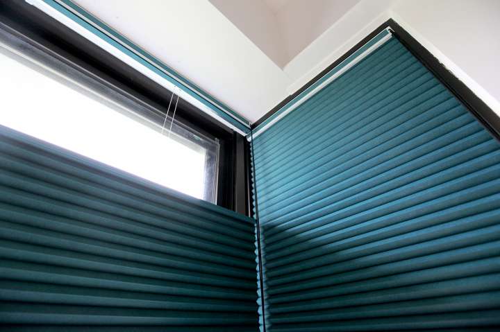 Vali  Honeycomb Shades　Blackout Teal Heat Insulation Blinds & Shades Child Safety／Cordless Blinds & Shades Blackout Blinds & Shades Motorized Blinds／Smart Blinds & Shades