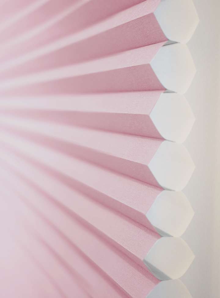 Vali Honeycomb Shades　Light Filtering Crystal Pink Heat Insulation Blinds & Shades Child Safety／Cordless Blinds & Shades Light Filtering Blinds & Shades Motorized Blinds／Smart Blinds & Shades