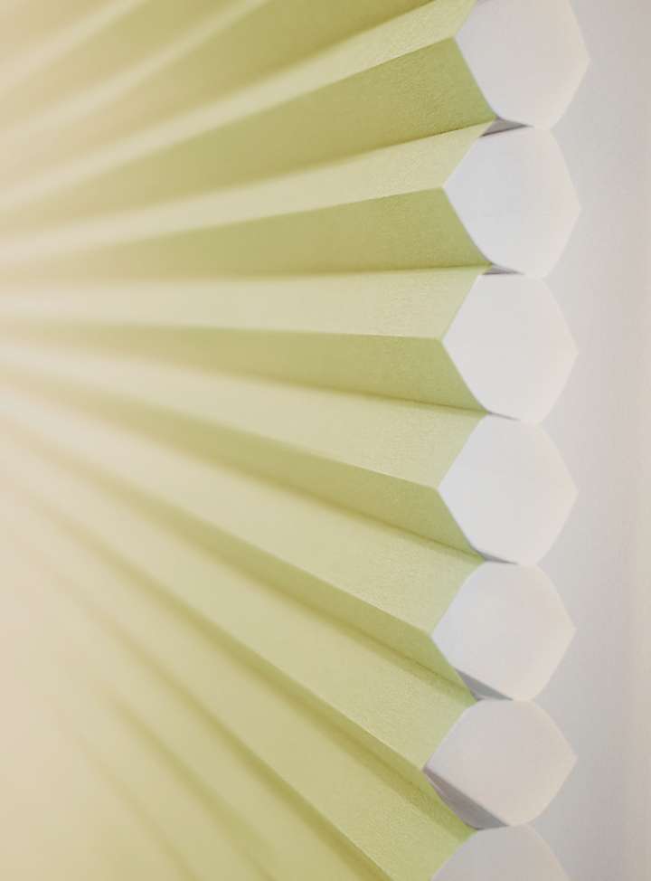 Vali Honeycomb Shades　Light Filtering Spring Green Heat Insulation Blinds & Shades Child Safety／Cordless Blinds & Shades Light Filtering Blinds & Shades Motorized Blinds／Smart Blinds & Shades