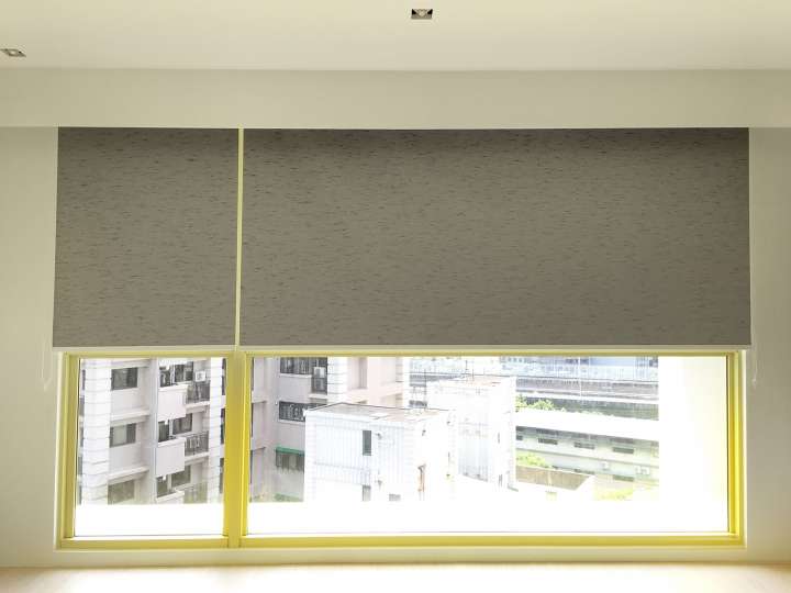 Emmi Roller Blinds　Texture Blackout Mombassa Ash Customized／Personalized Blinds & Shades Hydraulic Spring System／Spring Blinds Child Safety／Cordless Blinds & Shades Blackout Blinds & Shades Motorized Blinds／Smart Blinds & Shades