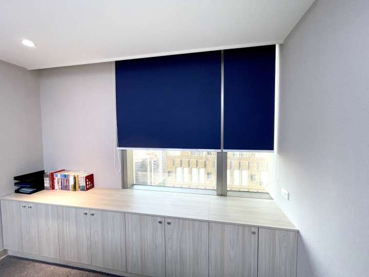Sakin Roller Blinds　Plain Blackout True Blue Customized／Personalized Blinds & Shades Hydraulic Spring System／Spring Blinds Child Safety／Cordless Blinds & Shades Blackout Blinds & Shades Motorized Blinds／Smart Blinds & Shades