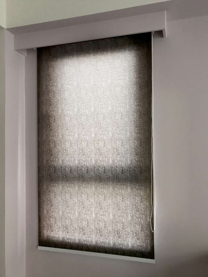 Zaiki Roller Blinds　Texture Como Choco Hydraulic Spring System／Spring Blinds Light Filtering Blinds & Shades Child Safety／Cordless Blinds & Shades Motorized Blinds／Smart Blinds & Shades Customized Blinds & Shades