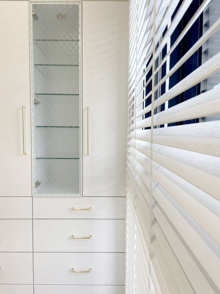 Pimu Venetian Blinds　Ayous 3051A - White Ventilated Blinds & Shades Light Filtering Blinds & Shades Motorized Blinds／Smart Blinds & Shades Light-Regulating Blinds & Shades