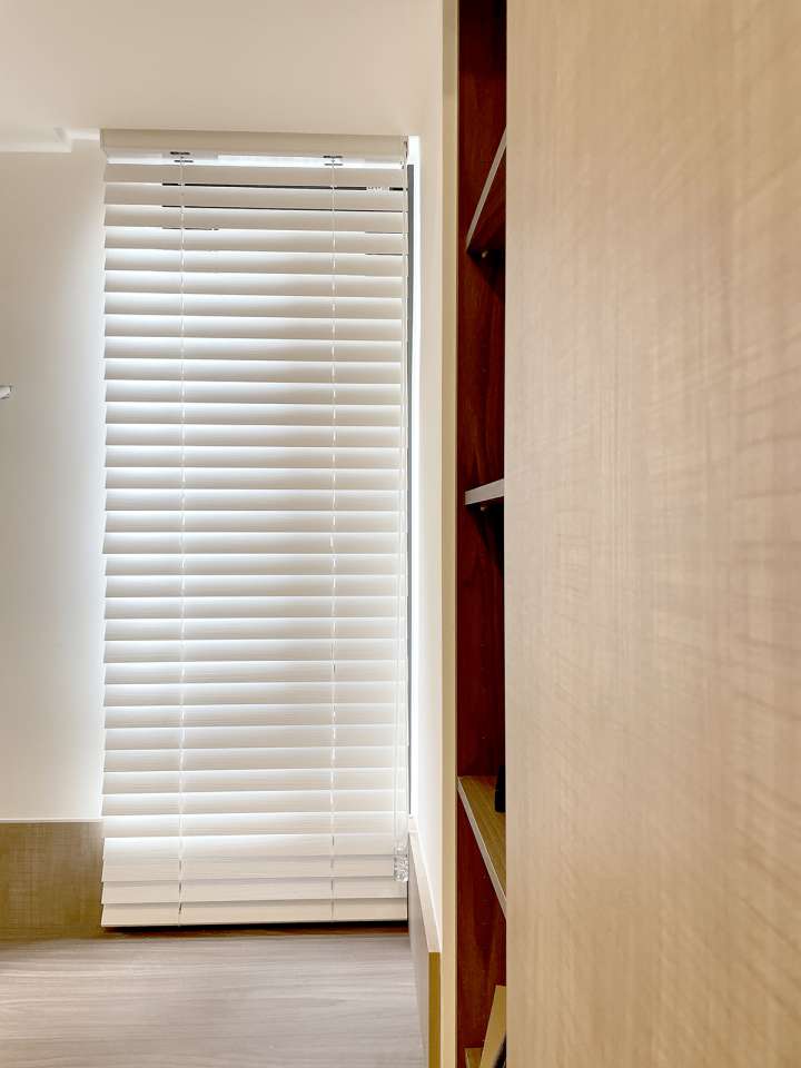 Pimu Venetian Blinds　Ayous 3051A - White Ventilated Blinds & Shades Light Filtering Blinds & Shades Motorized Blinds／Smart Blinds & Shades Light-Regulating Blinds & Shades