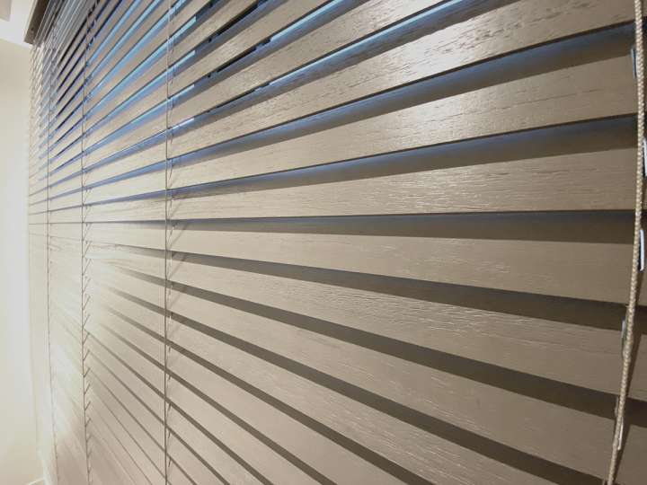 Pimu Venetian Blinds　Ayous 3055A - Ash Ventilated Blinds & Shades Light Filtering Blinds & Shades Light-Regulating Blinds & Shades Motorized Blinds／Smart Blinds & Shades