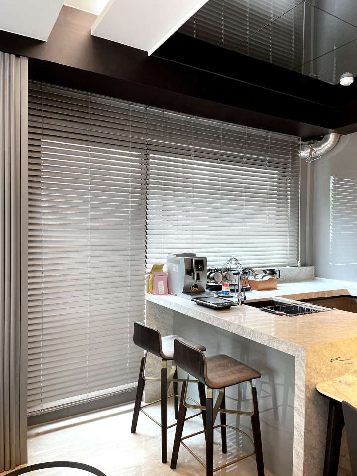 Pimu Venetian Blinds　Fauxwood 4062PF - Plain Beige Ventilated Blinds & Shades Waterproof Blinds & Shades Customized／Personalized Blinds & Shades Light Filtering Blinds & Shades Light-Regulating Blinds & Shades Motorized Blinds／Smart Blinds & Shades