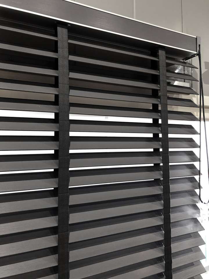 Pimu Venetian Blinds　Fauxwood 4065PF - Plain Ash Ventilated Blinds & Shades Waterproof Blinds & Shades Customized／Personalized Blinds & Shades Light Filtering Blinds & Shades Motorized Blinds／Smart Blinds & Shades Light-Regulating Blinds & Shades