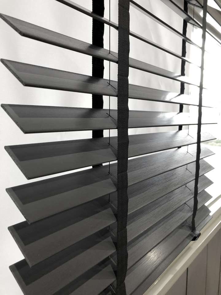 Pimu Venetian Blinds　Fauxwood 4065PF - Plain Ash Ventilated Blinds & Shades Waterproof Blinds & Shades Customized／Personalized Blinds & Shades Light Filtering Blinds & Shades Motorized Blinds／Smart Blinds & Shades Light-Regulating Blinds & Shades