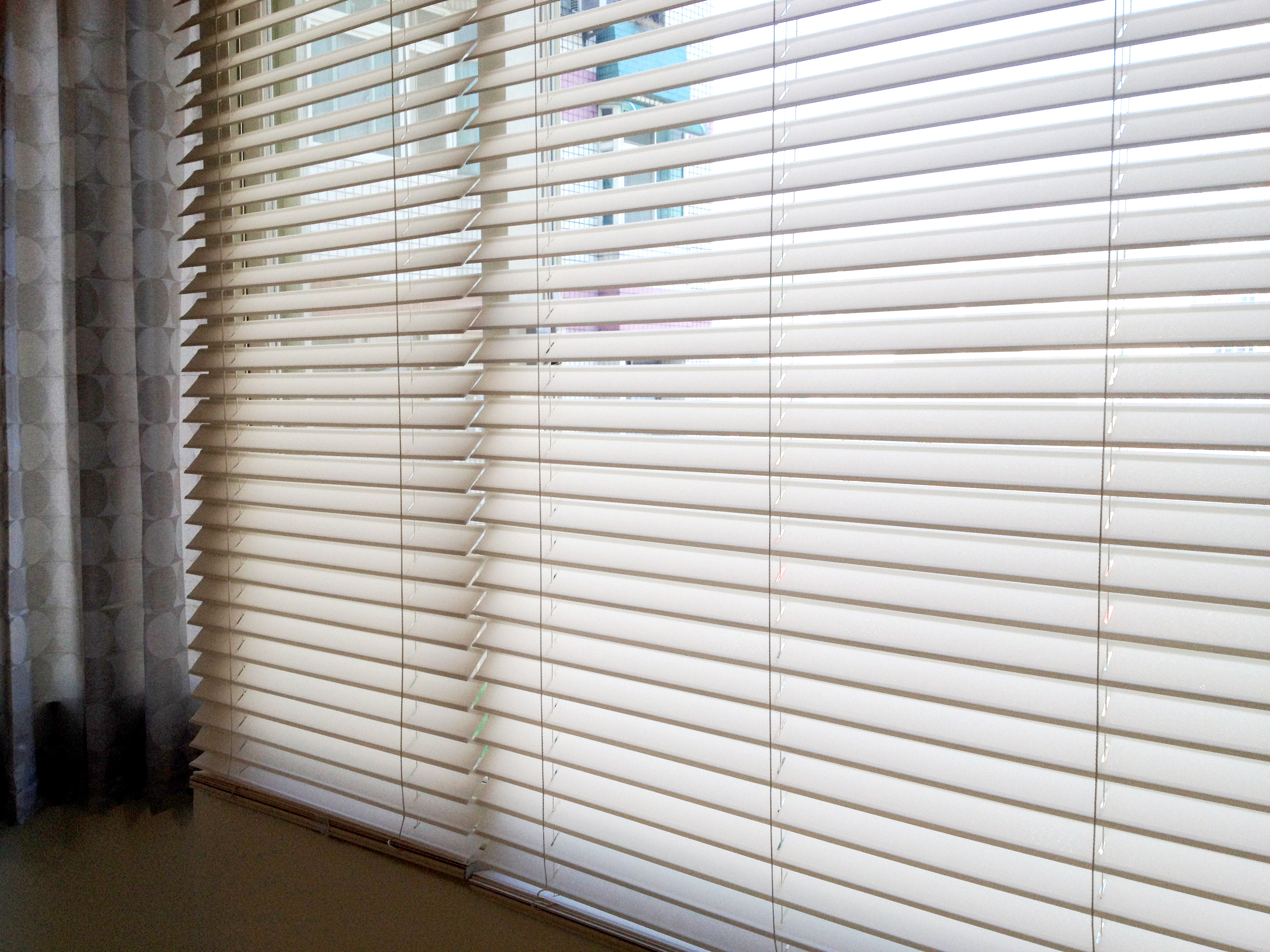 Fenla Fabric Venetian Blinds Beige Ventilated Blinds & Shades Semi-Transparent Blinds & Shades Light Filtering Blinds & Shades Motorized Blinds／Smart Blinds & Shades Light-Regulating Blinds & Shades