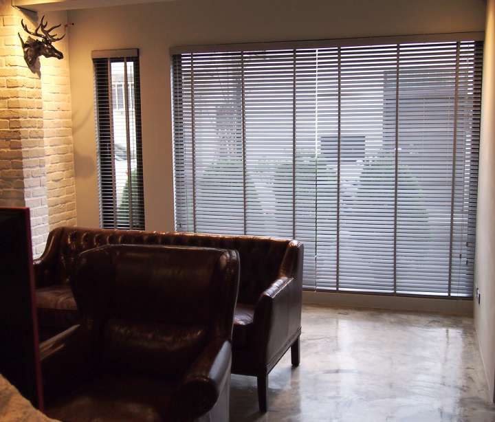 Pimu Venetian Blinds　Frosted Wood Solo SM50FW - Smoke Light Filtering Blinds & Shades Ventilated Blinds & Shades Motorized Blinds／Smart Blinds & Shades Light-Regulating Blinds & Shades Customized Blinds & Shades