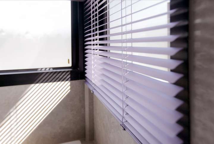 Lansin Aluminum Venetian Blinds　25mm Brushed2502 Ventilated Blinds & Shades Waterproof Blinds & Shades Light Filtering Blinds & Shades Motorized Blinds／Smart Blinds & Shades Light-Regulating Blinds & Shades