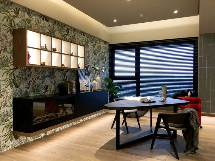 Lavelle Venetian Blinds　Wood E37 - Ebony Ventilated Blinds & Shades Customized／Personalized Blinds & Shades Light Filtering Blinds & Shades Light-Regulating Blinds & Shades Motorized Blinds／Smart Blinds & Shades