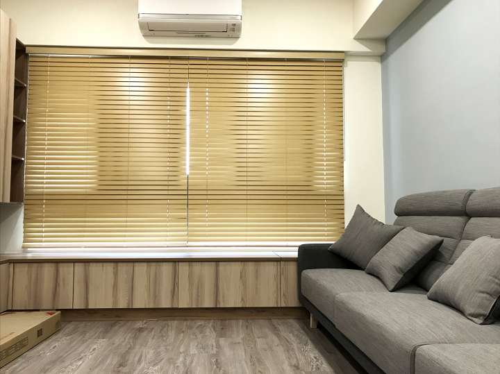 Lavelle Venetian Blinds　Wood E23 - Natural Ventilated Blinds & Shades Customized／Personalized Blinds & Shades Light Filtering Blinds & Shades Light-Regulating Blinds & Shades Motorized Blinds／Smart Blinds & Shades