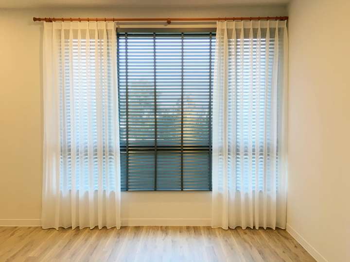 Pimu Venetian Blinds　Wood BL50F - Light Blue Ventilated Blinds & Shades Customized／Personalized Blinds & Shades Light Filtering Blinds & Shades Light-Regulating Blinds & Shades Motorized Blinds／Smart Blinds & Shades