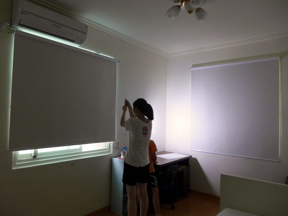 Roller Blind, motorized roller blind, electric roller blind, cordless blinds, children safety, Bedroom Shades